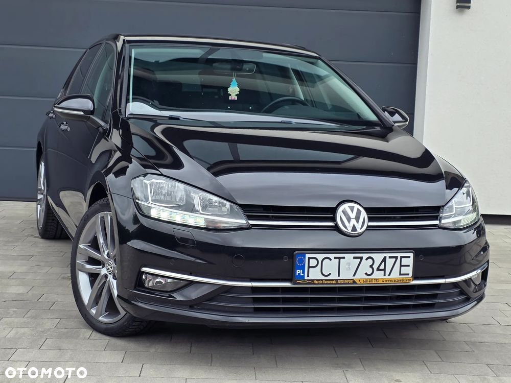 Volkswagen Golf - 25