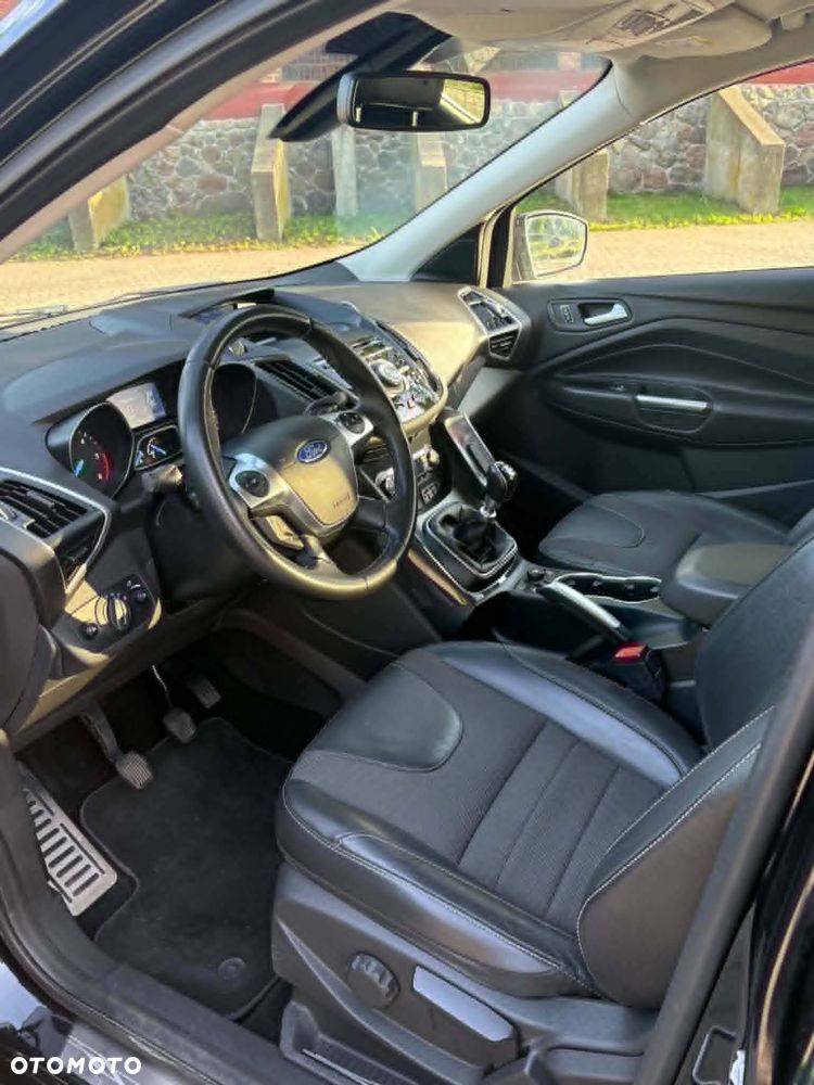 Ford Kuga 2.0 TDCi 4x4 Individual - 22