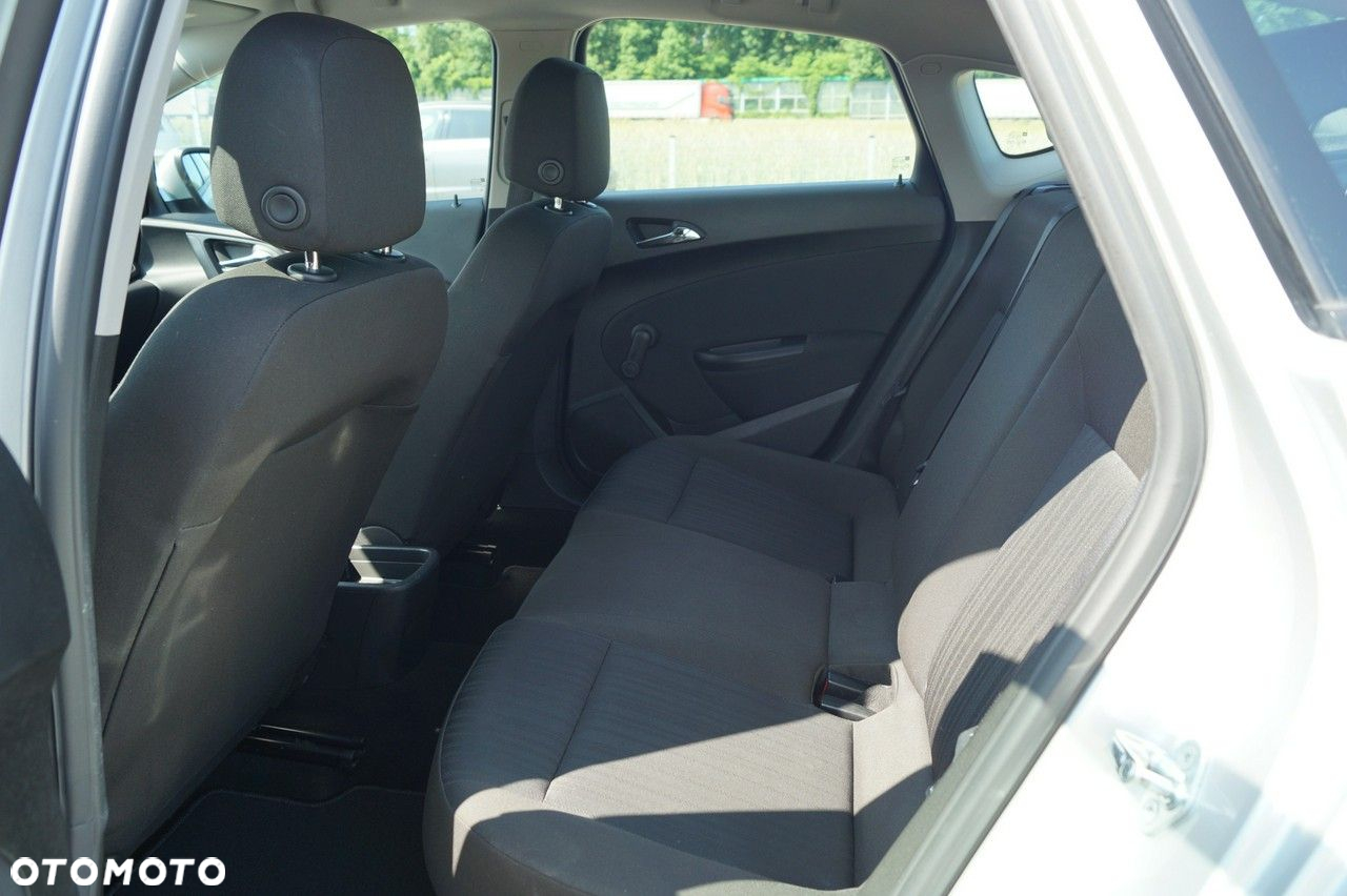 Opel Astra - 24