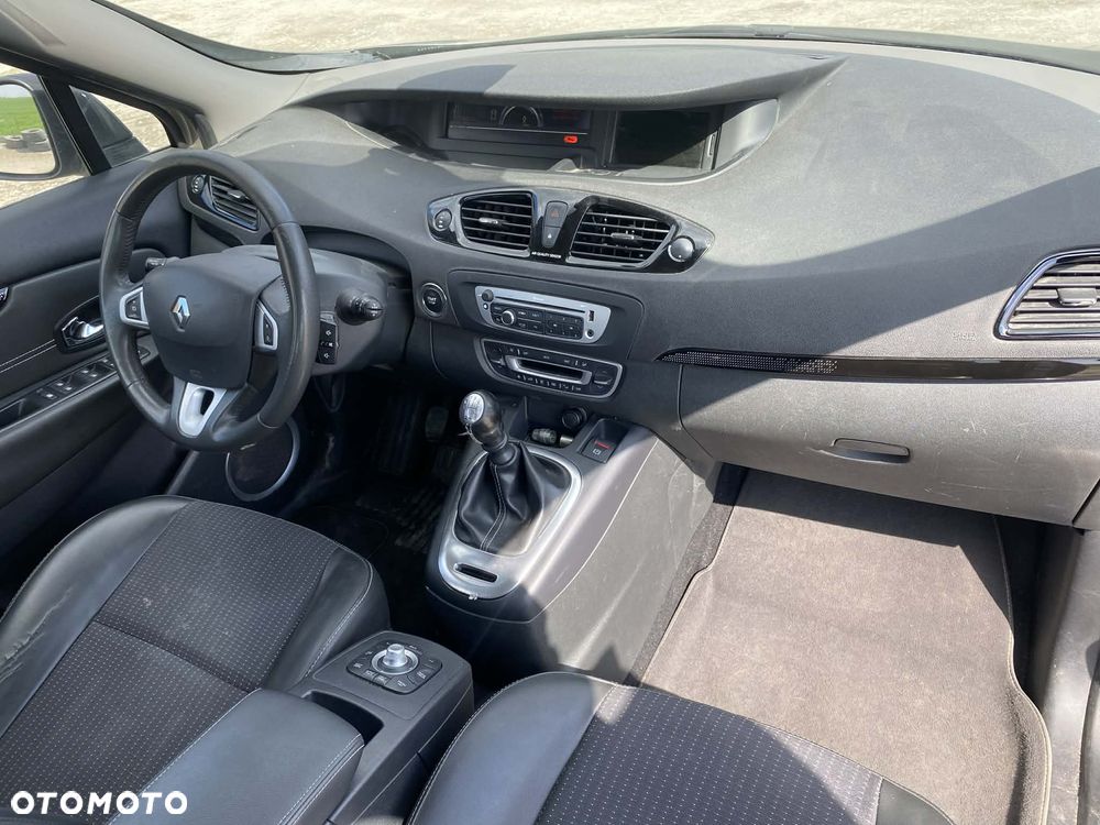 Renault Scenic - 12