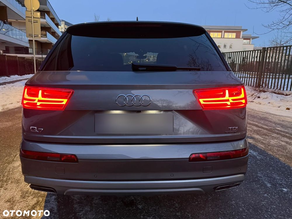 Audi Q7 - 18