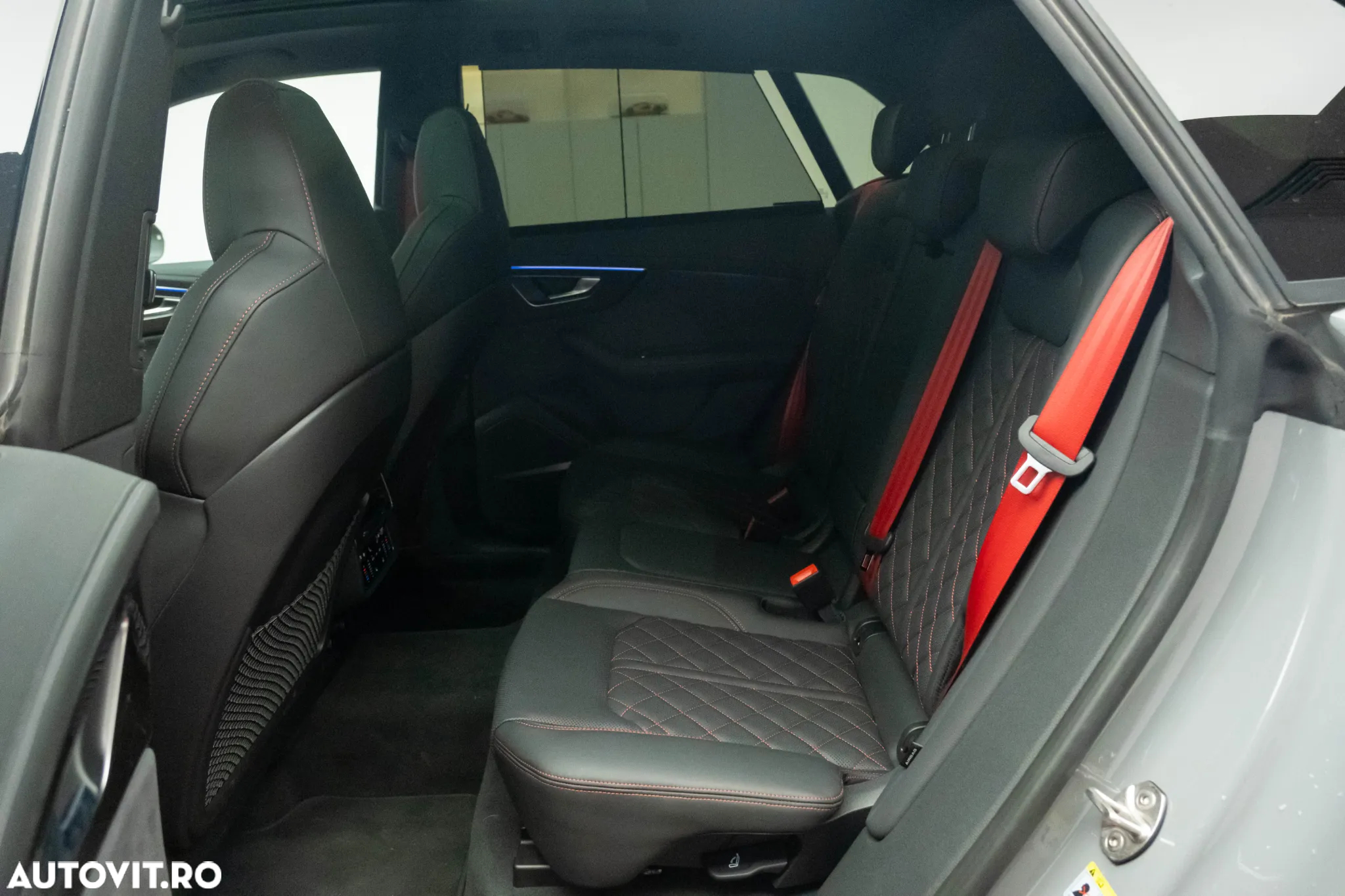 Audi SQ8 4.0 TFSI quattro Tiptronic - 27