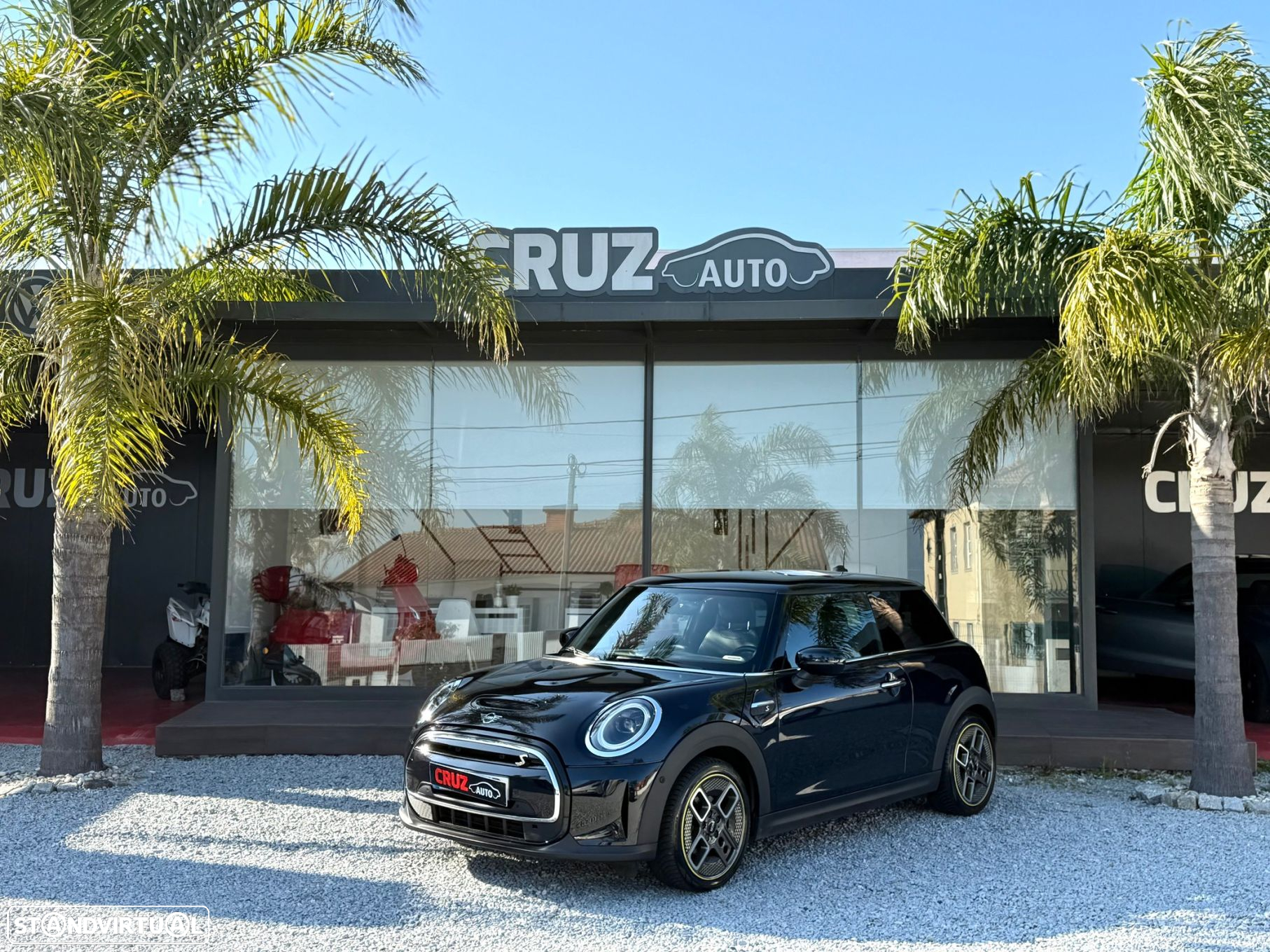 MINI 3 Portas Cooper SE Premium Extra Essential - 14