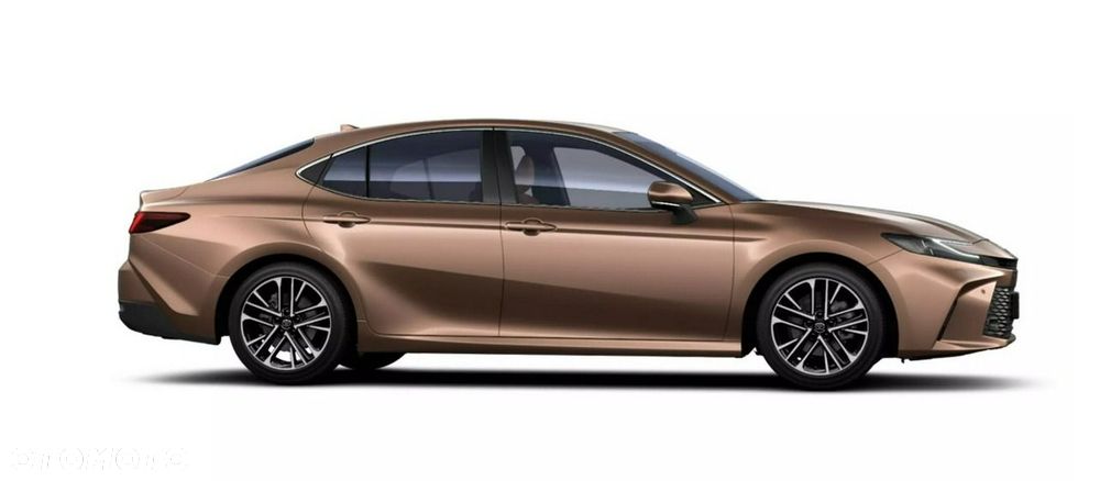 Toyota Camry - 3