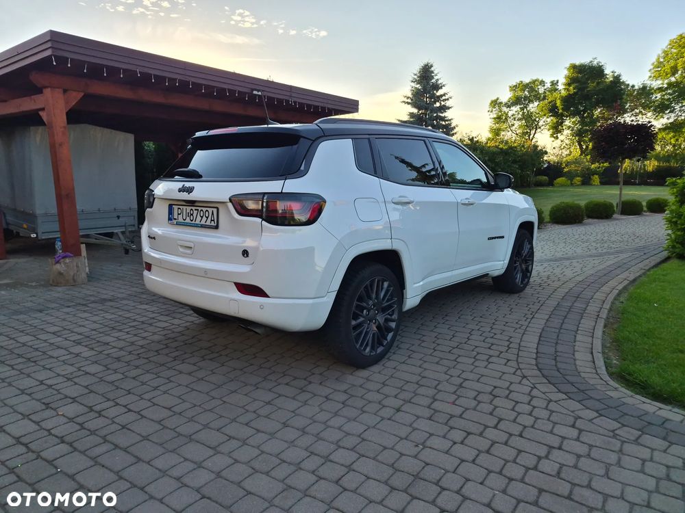 Jeep Compass - 4