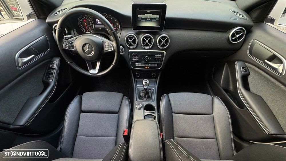 Mercedes-Benz A 160 d Style - 12