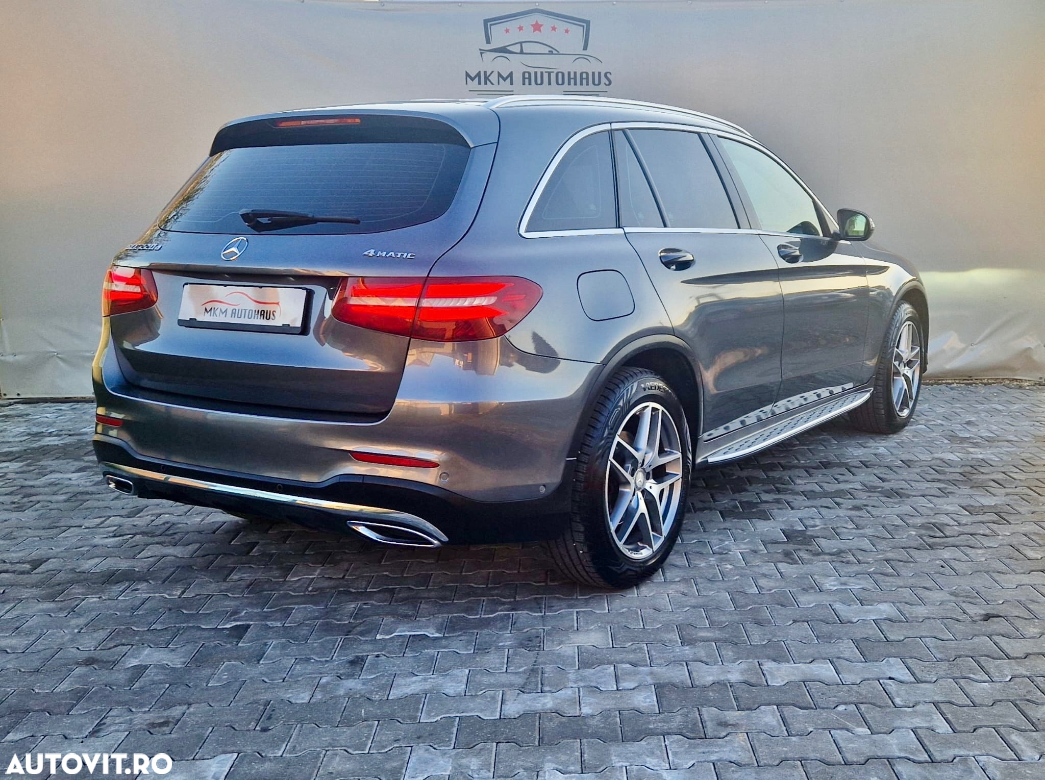 Mercedes-Benz GLC 220 d 4Matic 9G-TRONIC AMG Line - 14