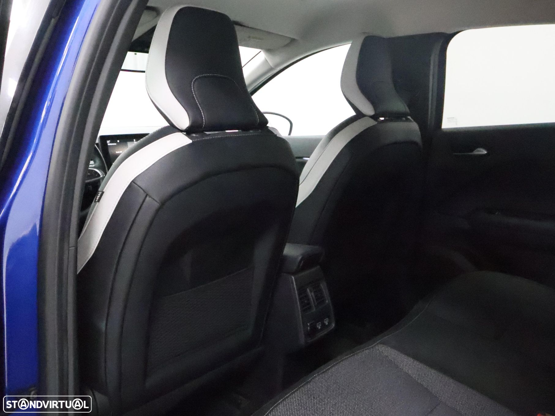 Renault Captur 1.0 TCe Exclusive - 27