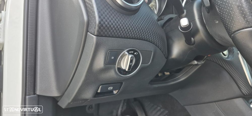 Mercedes-Benz A 200 d 7G-DCT Style - 11