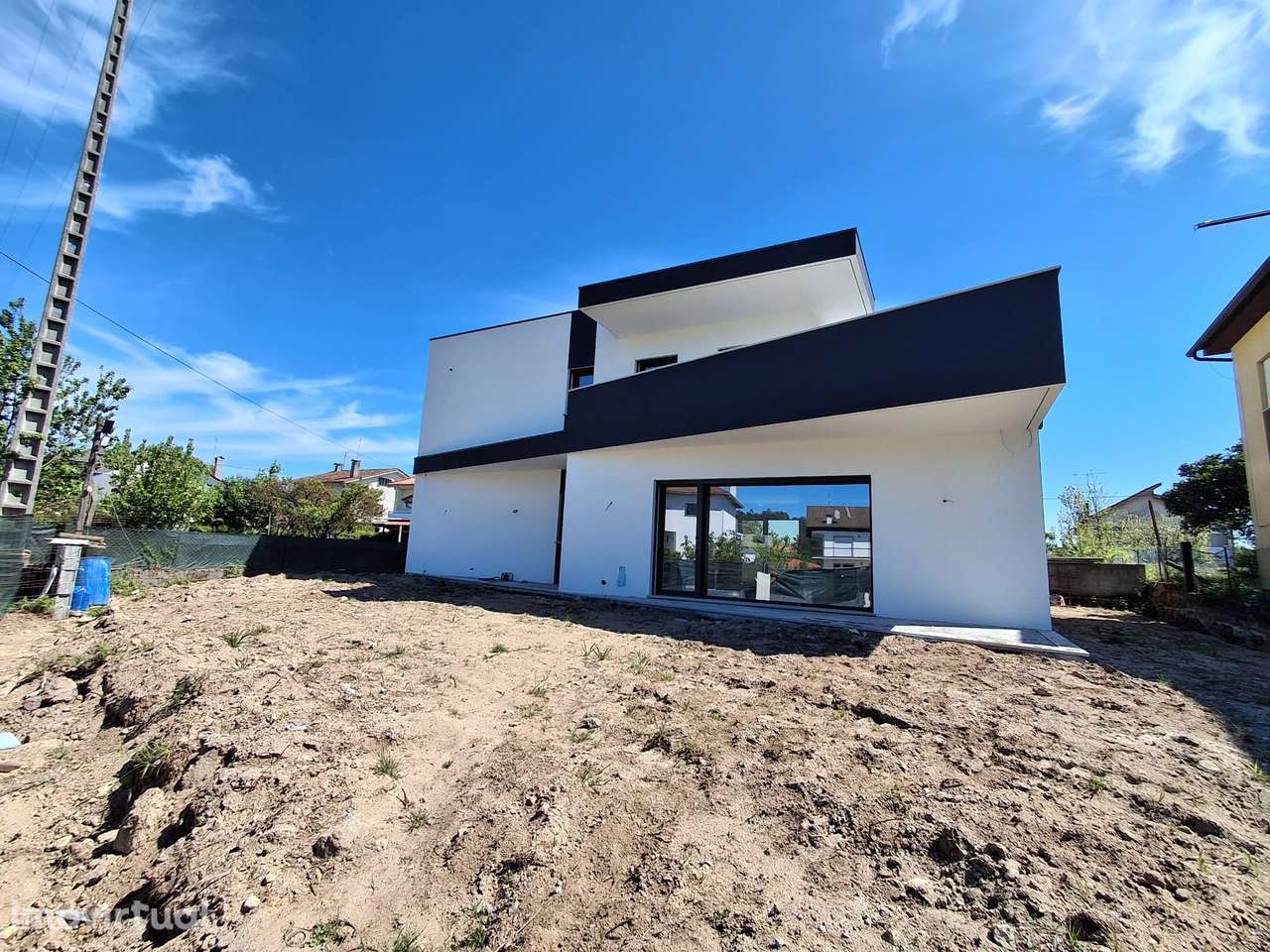 Moradia Isolada no Campo - Grande imagem: 2/25