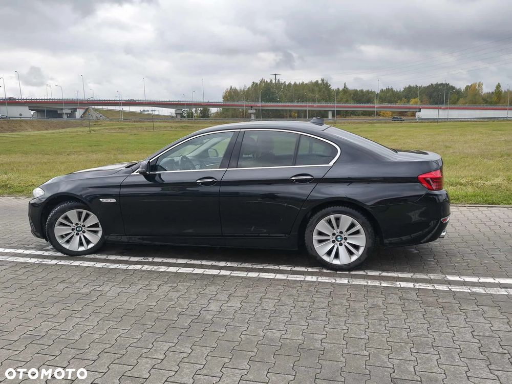 BMW Seria 5 520d Luxury Line - 8