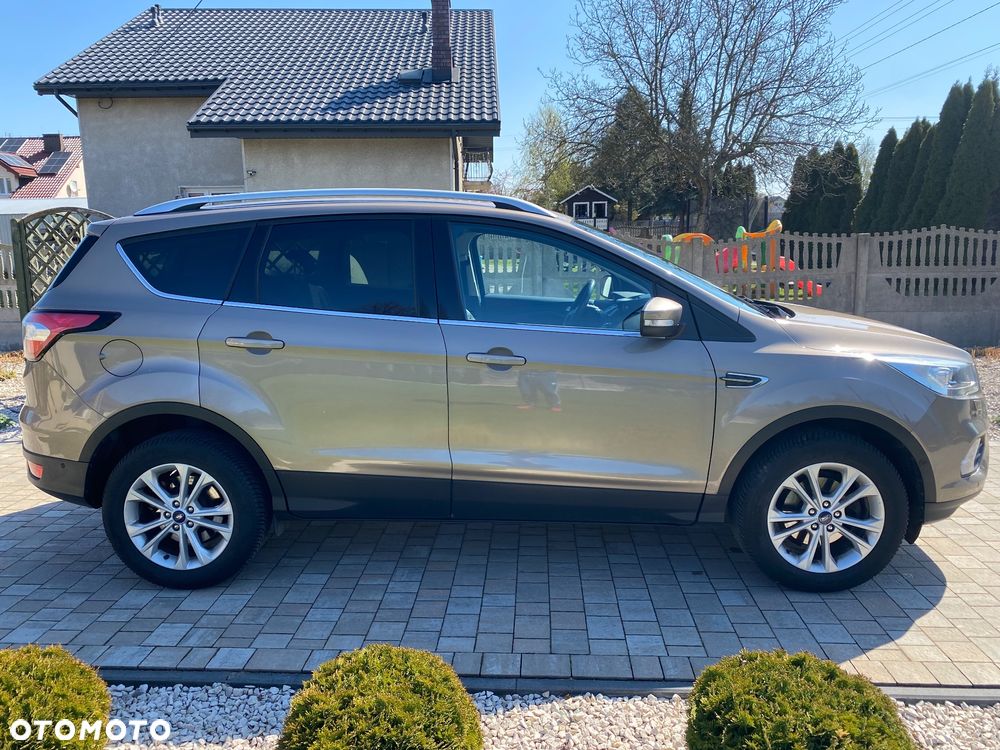 Ford Kuga 1.5 EcoBoost FWD Titanium ASS MMT6 - 4