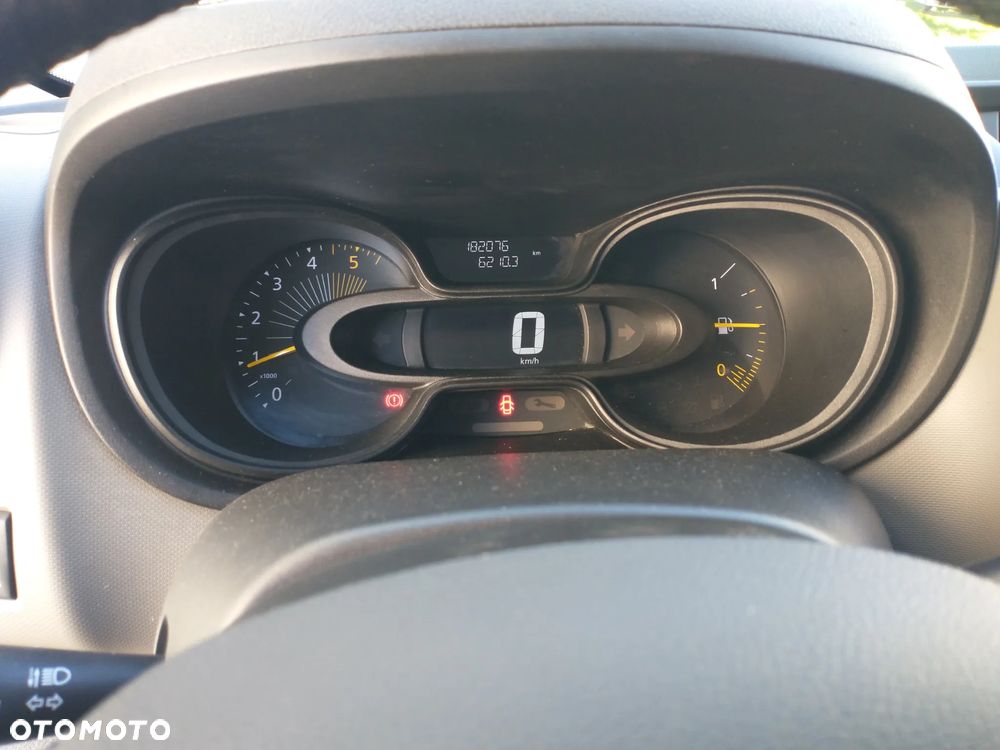 Renault Trafic - 10