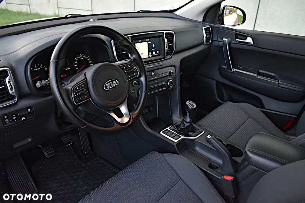 Kia Sportage 1.6 GDI 2WD Black Edition - 33