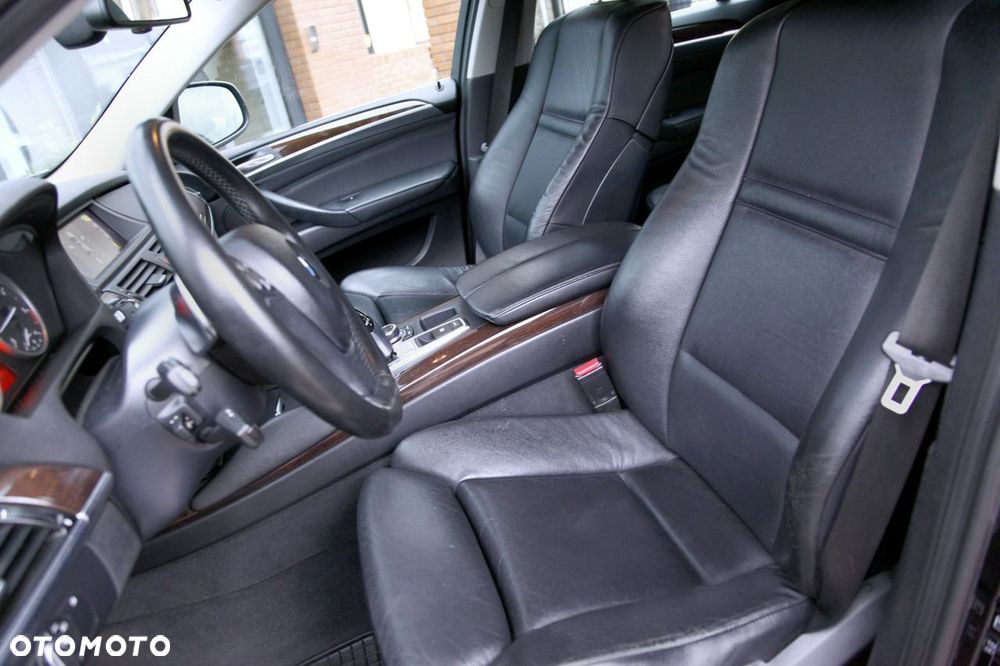 BMW X6 xDrive40d - 19