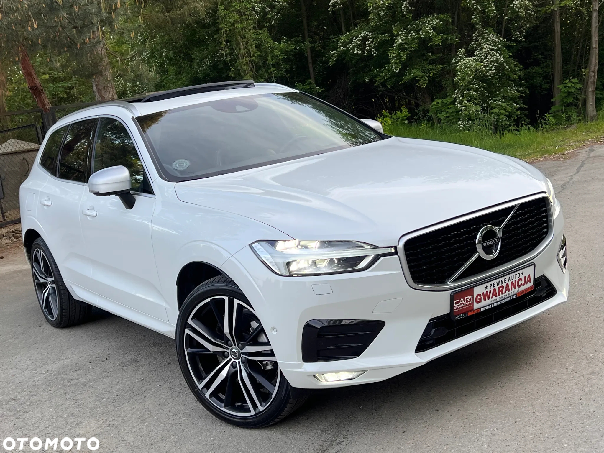 Volvo XC 60 D5 AWD R-Design - 10