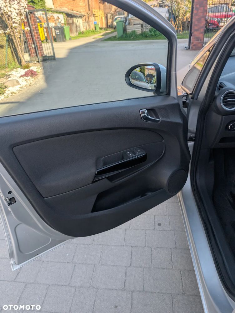 Opel Corsa 1.2 16V Energy - 26