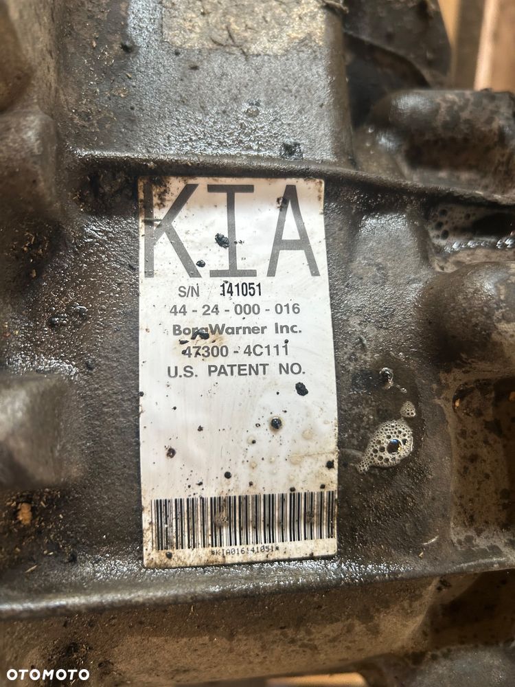 Kia Sorento 2.5 Reduktor 47300-4C111 automat - 7