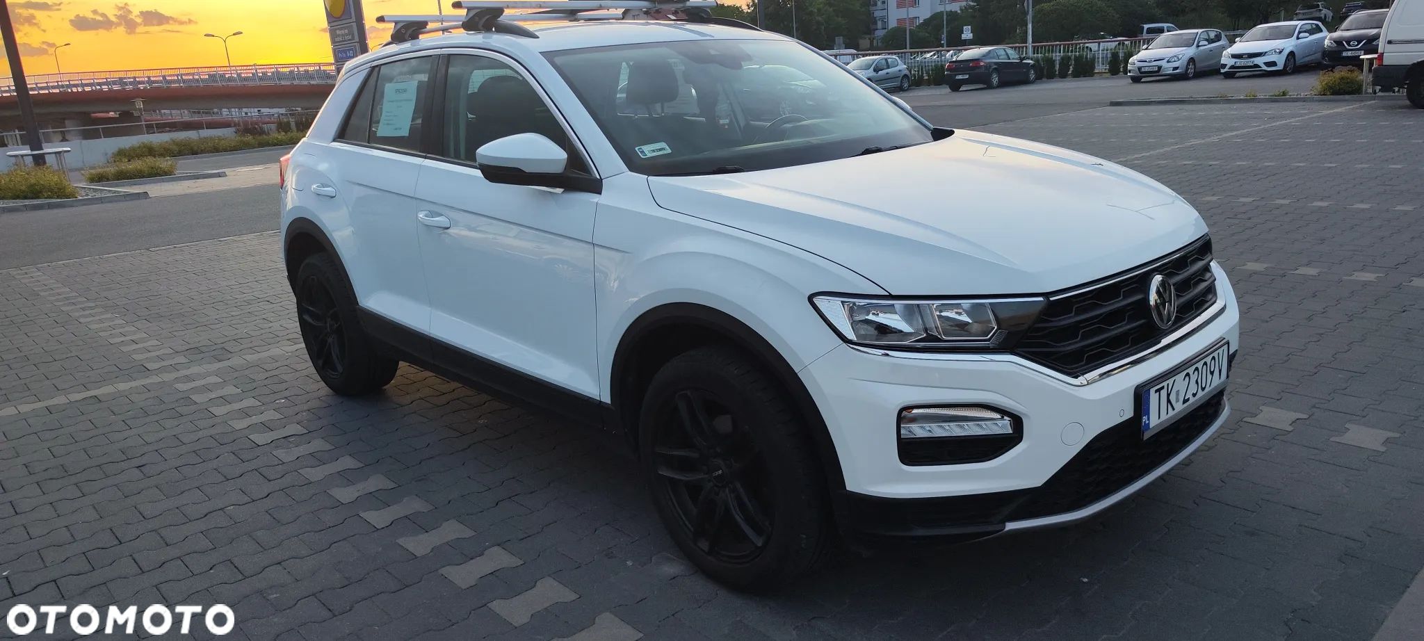 Volkswagen T-Roc 1.0 TSI Advance - 1