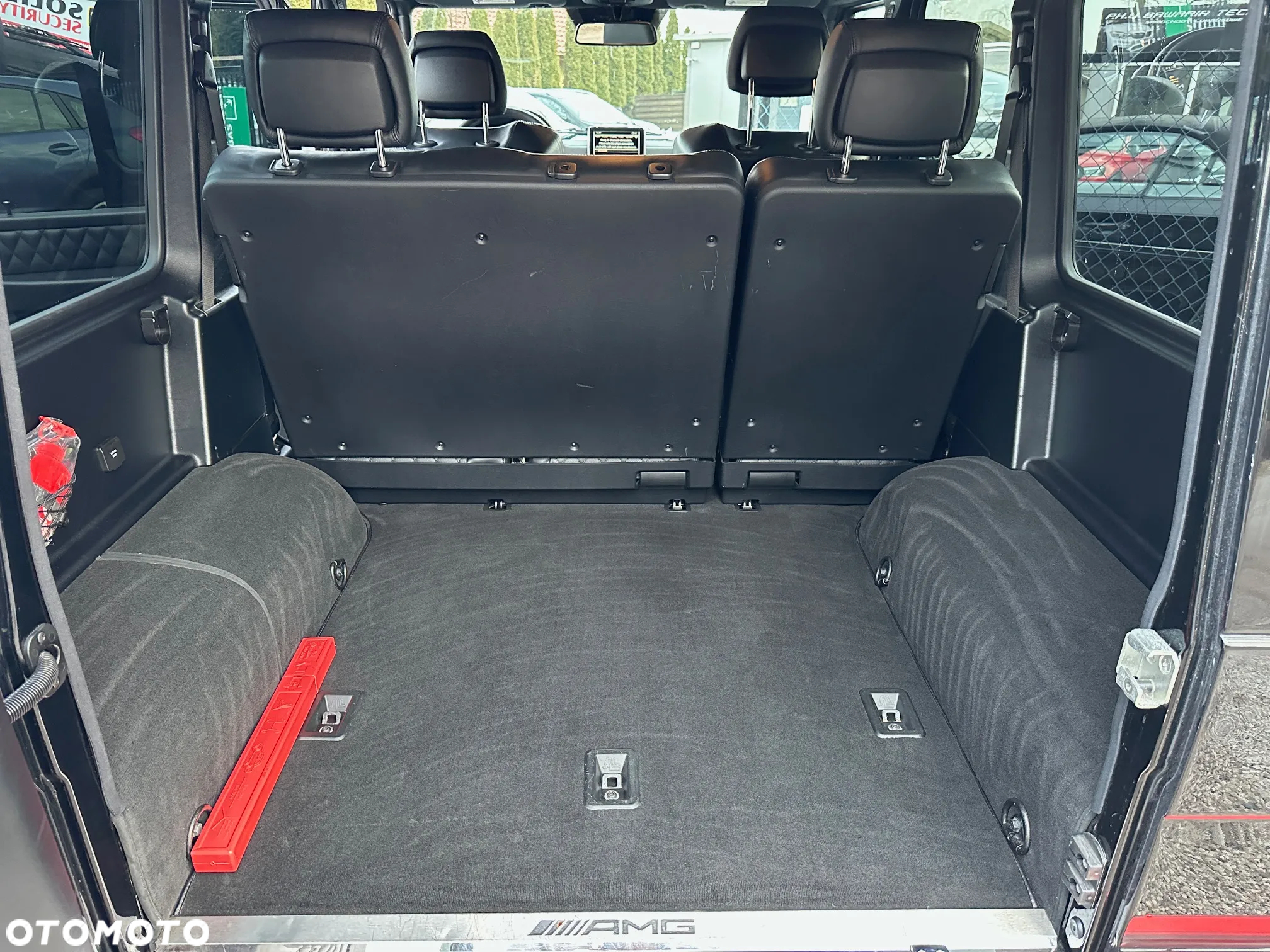 Mercedes-Benz Klasa G 63 AMG L - 8