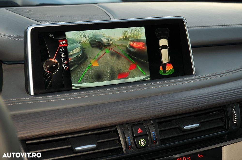 BMW X5 xDrive30d - 16