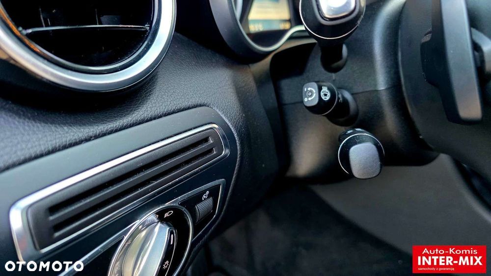 Mercedes-Benz Klasa C - 32