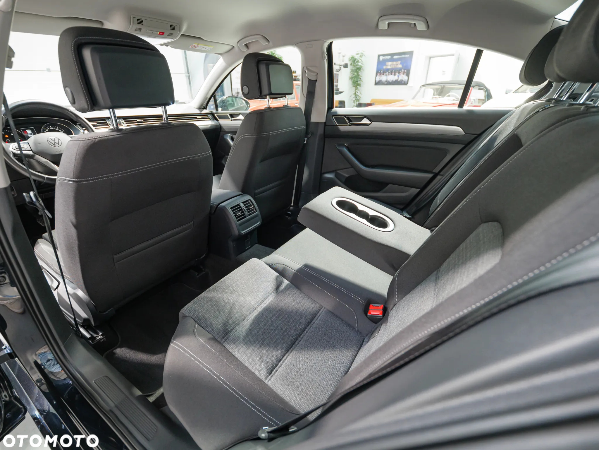 Volkswagen Passat 2.0 TDI EVO Business - 18