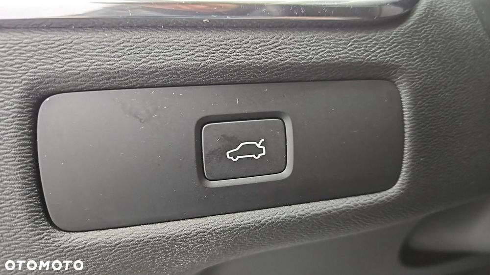 Volvo XC 60 B4 D AWD Core - 18