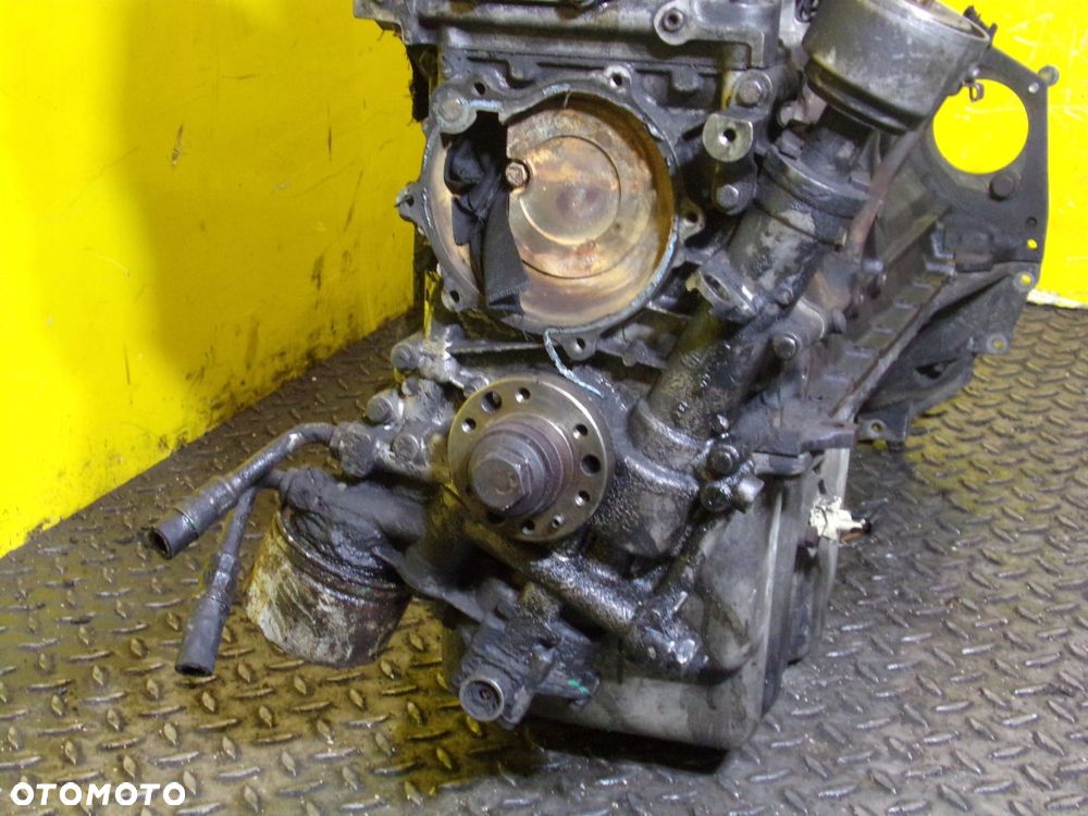 OPEL SENATOR 2.5 B 90r 140KM 25NE 87-93 silnik 25NE - 4