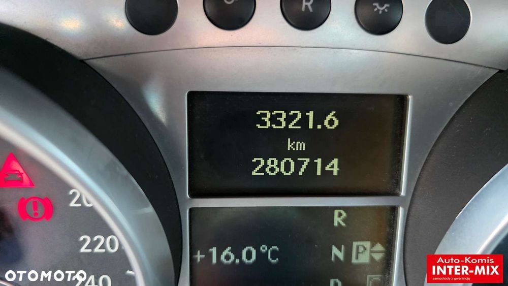 Mercedes-Benz Klasa R 320 CDI 4-Matic - 37