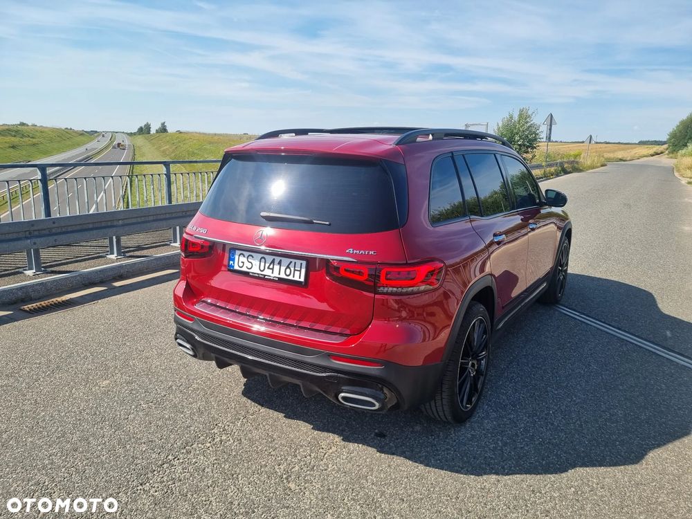 Mercedes-Benz GLB 250 4-Matic AMG Line 8G-DCT - 7