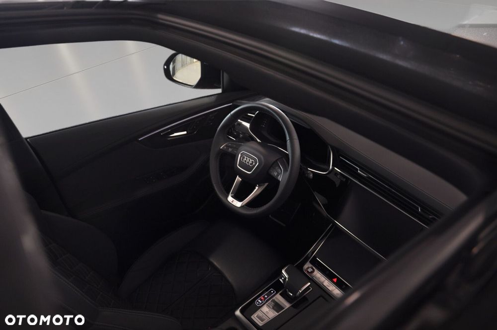 Audi SQ8 - 23