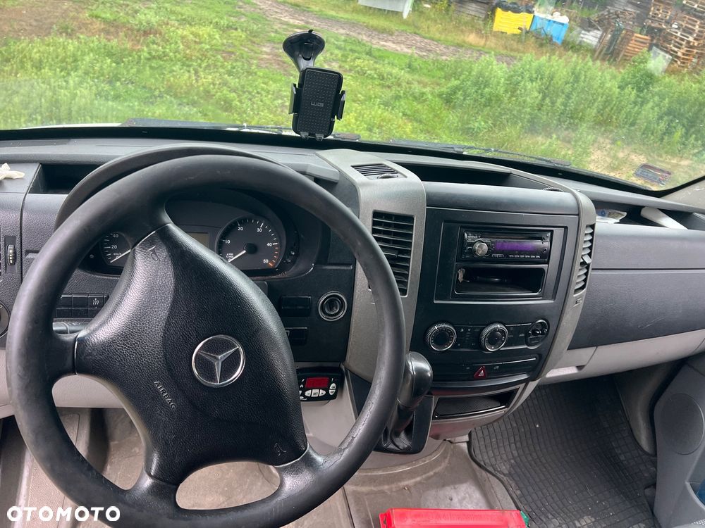 Mercedes-Benz SPRINTER 519 CDI - 6