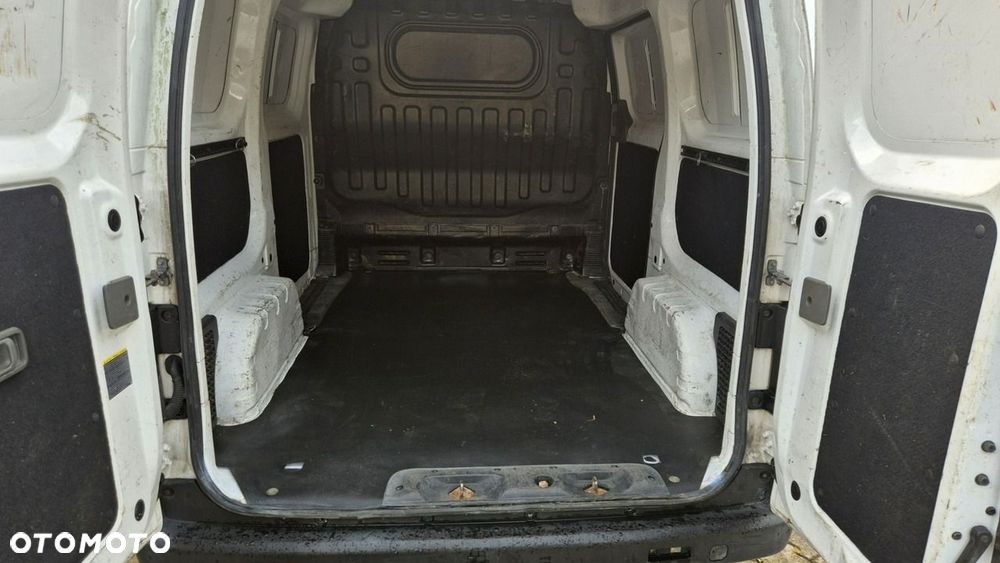 Nissan NV200 - 12