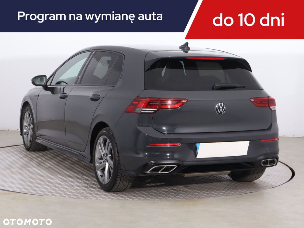Volkswagen Golf - 6