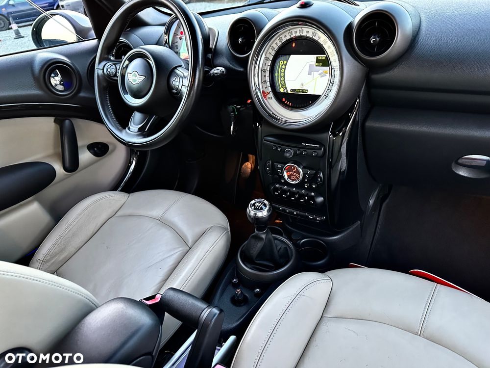 MINI Countryman Cooper D All4 - 32