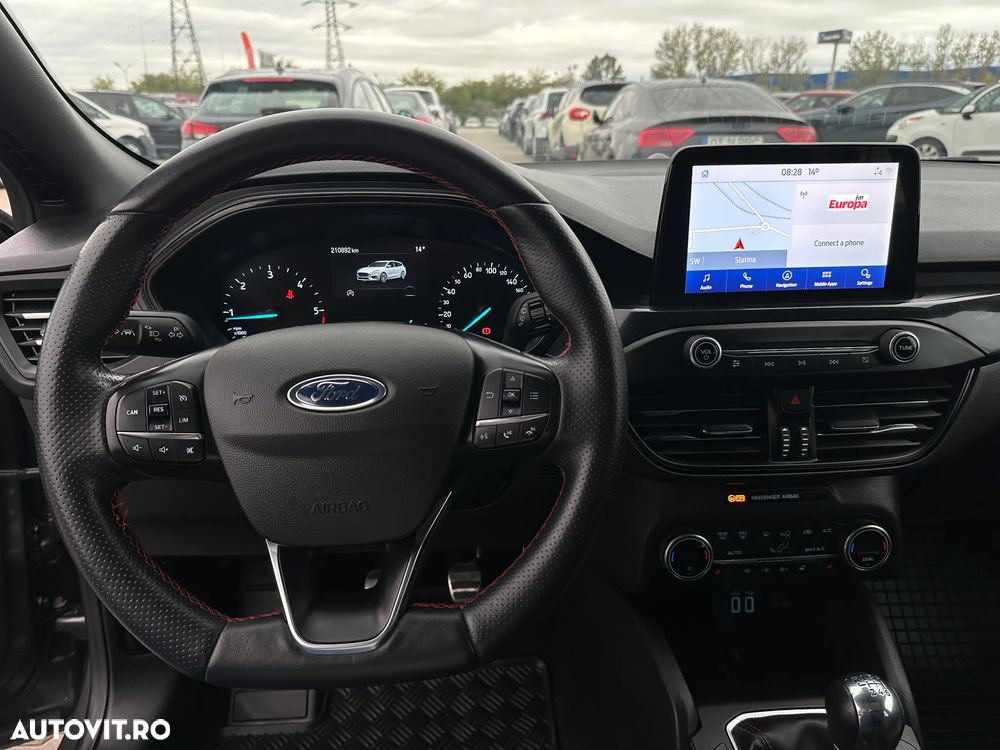 Ford Focus 2.0 EcoBlue ST-Line - 14