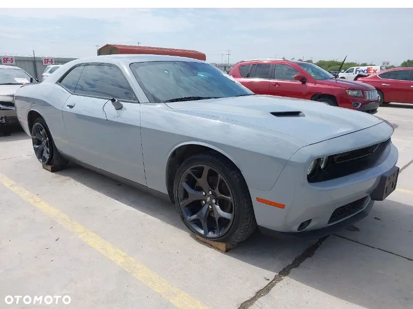 Dodge Challenger 3.6 SXT - 11