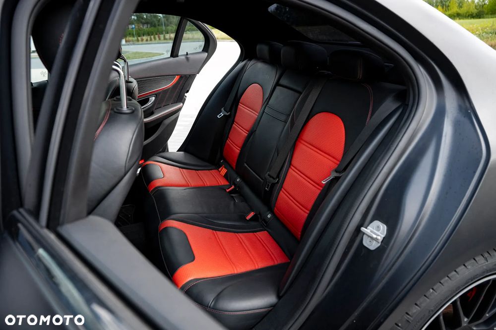 Mercedes-Benz Klasa C AMG 63 S - 12