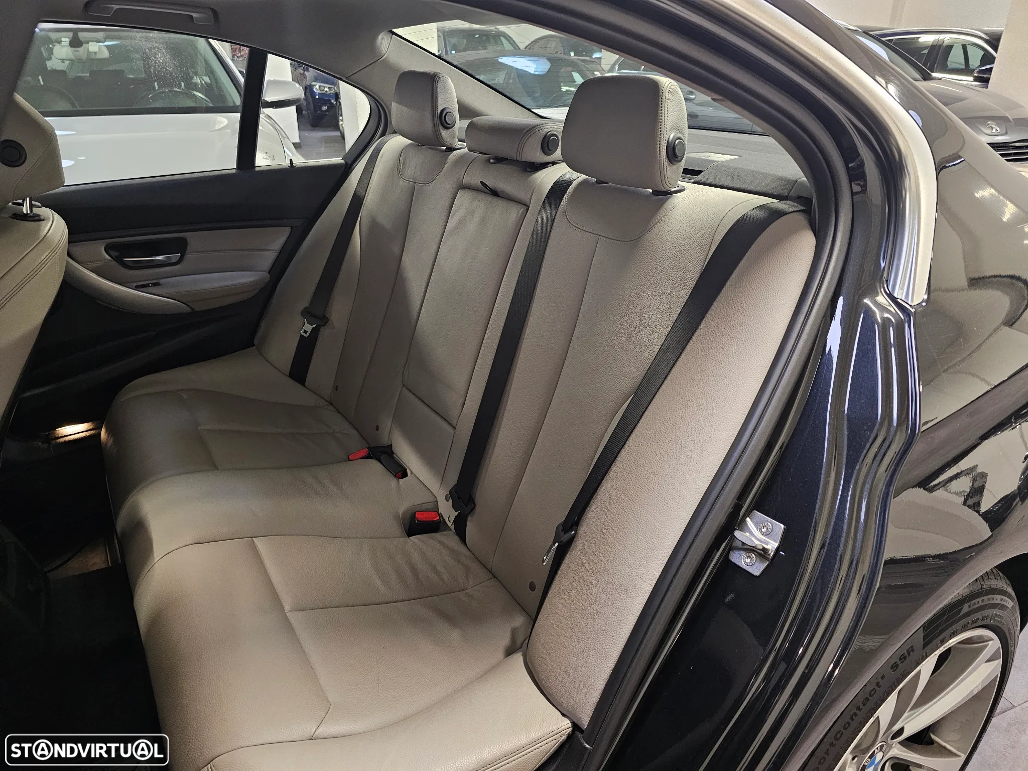 BMW 328 i Auto Line Sport - 22