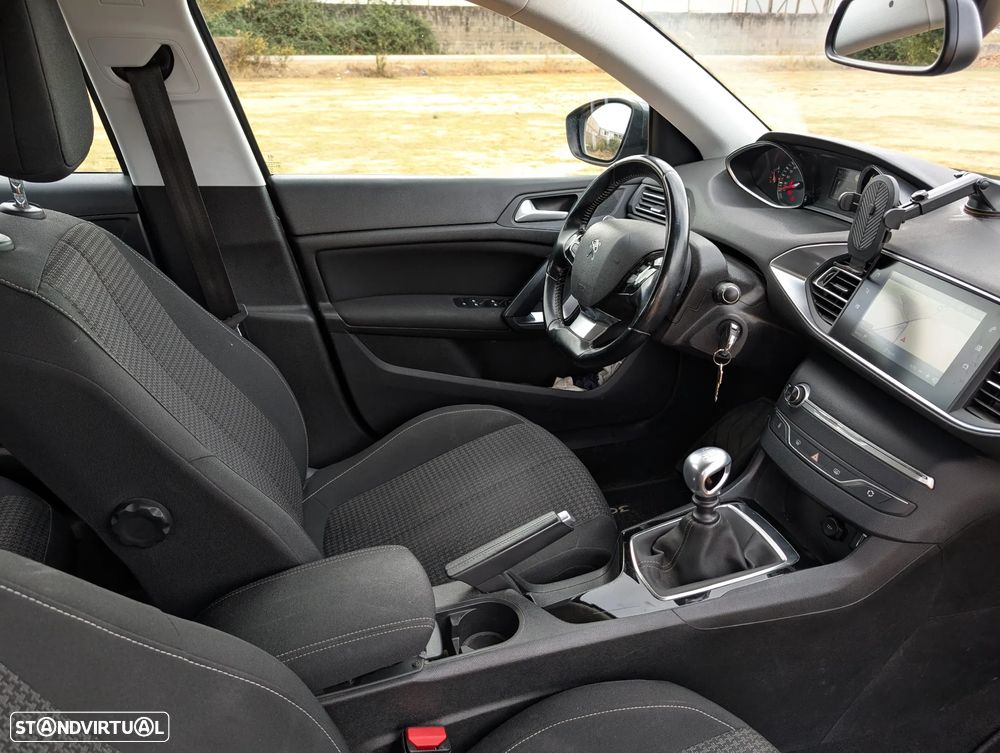 Peugeot 308 SW BlueHDi 100 Stop & Start Active Pack - 10