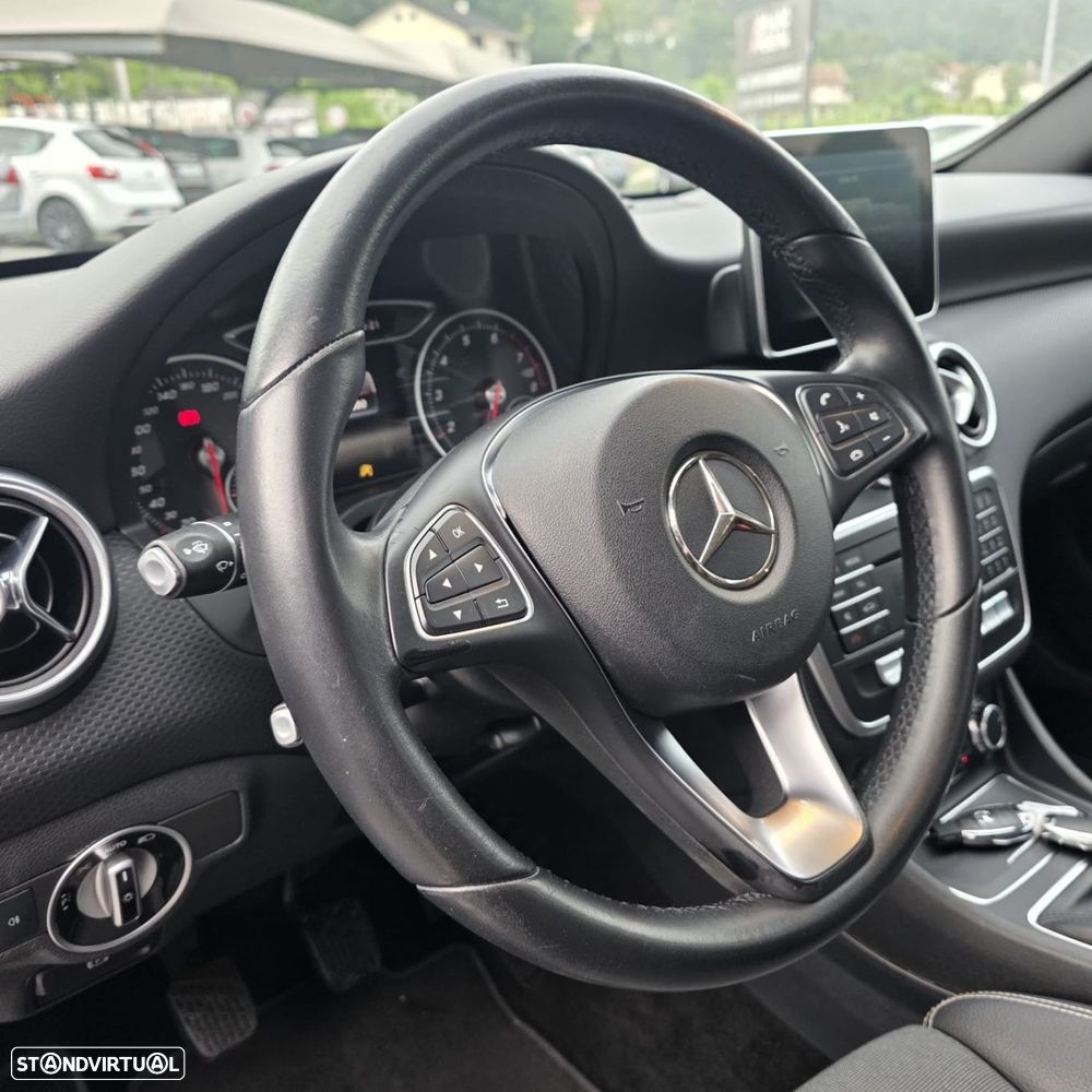 Mercedes-Benz A 180 Dynamic Edition - 20