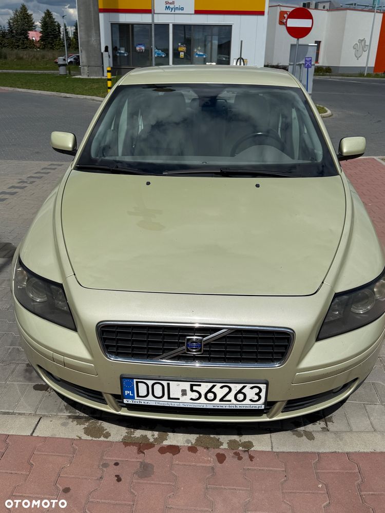 Volvo S40 2.0D Momentum - 5