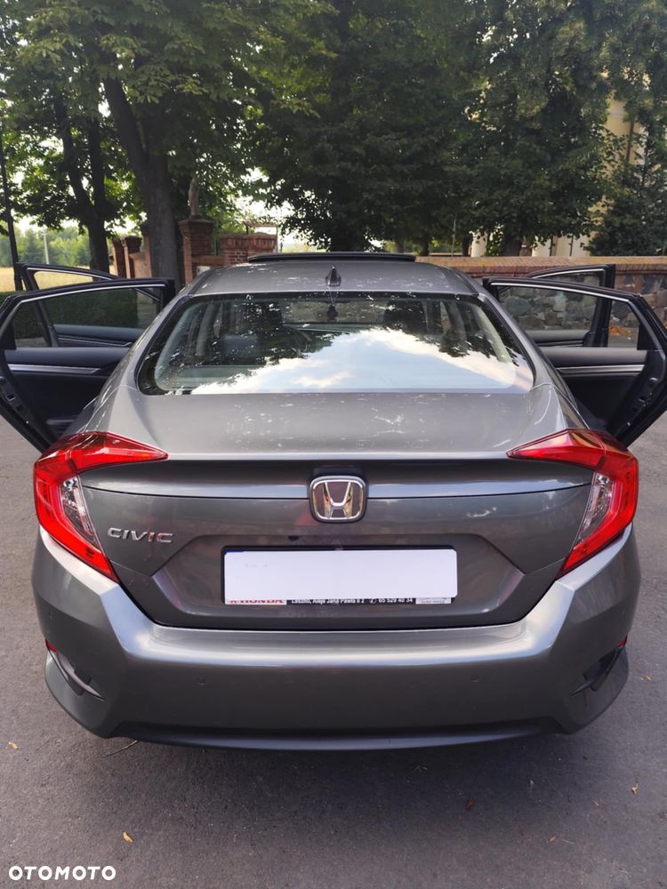 Honda Civic 1.5 T Executive CVT - 2