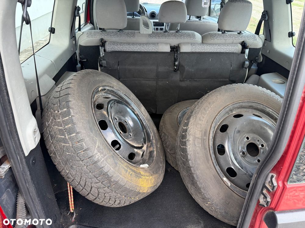 Dacia Logan 1.6 16V SL Arctica - 11