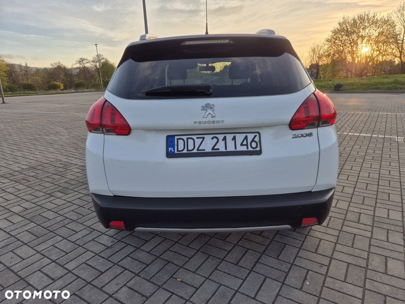 Peugeot 2008 PureTech 110 Stop&Start Urban Move - 3