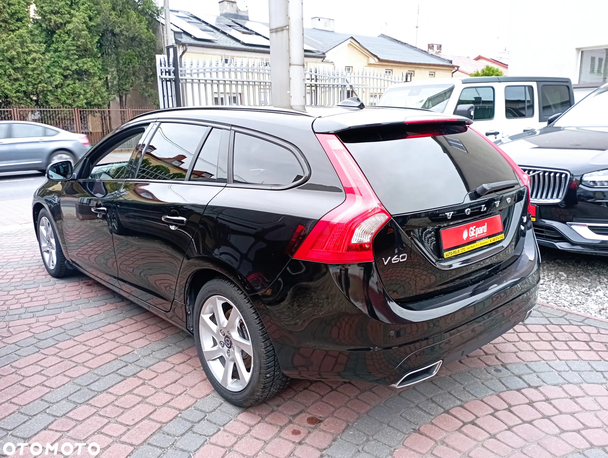 Volvo V60 D4 Drive-E Ocean Race - 6