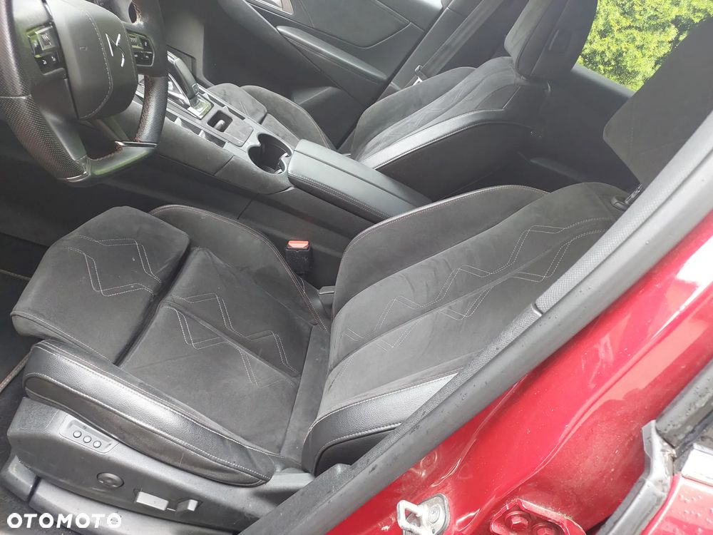 DS Automobiles DS 7 Crossback 1.6 PureTech Performance Line + - 12