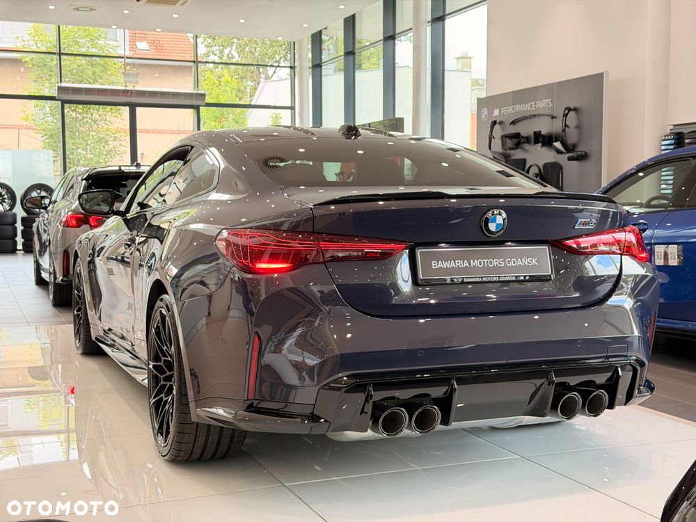BMW M4 - 5