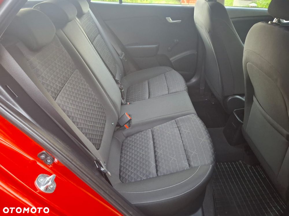 Kia Rio 1.2 XL - 22